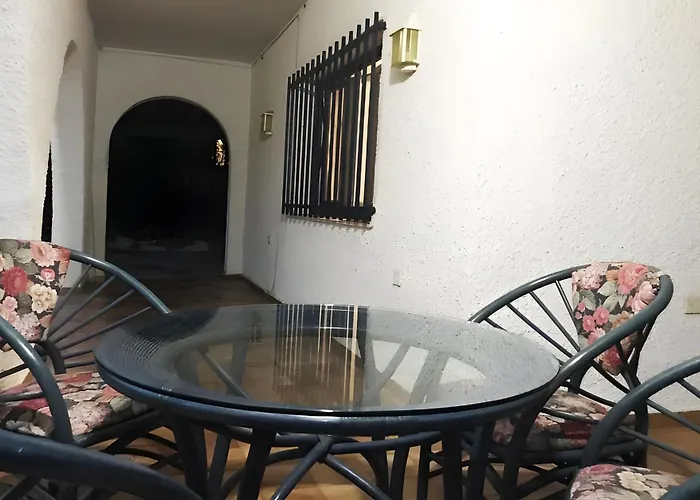 Fuentes Villa